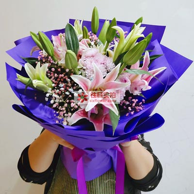 益阳6支粉色多头百合，真诚的问候